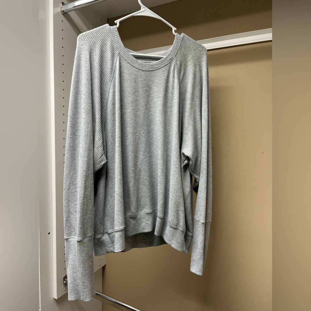 Aerie Light Gray long sleeve pullover!